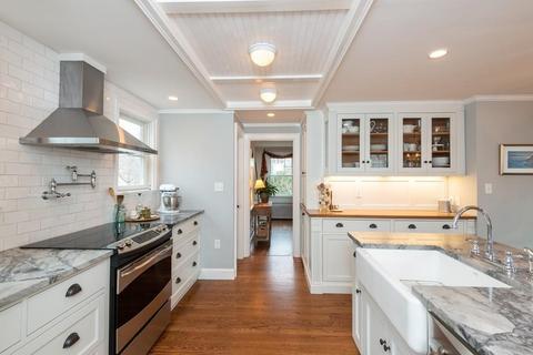 1 Avalon Rd, Stoneham, MA 02180 photo 12