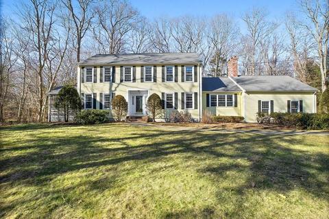 159 Overlook Dr, Raynham, MA 02767 photo 2