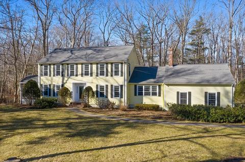 159 Overlook Dr, Raynham, MA 02767 photo 1