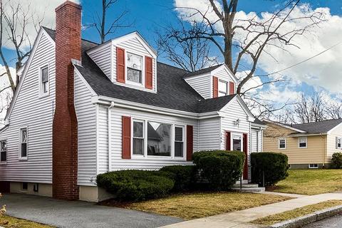 169 Oakland St, Fall River, MA 02720 photo 1