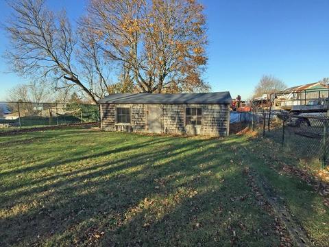 124 Howland St, Fall River, MA 02724 photo 4