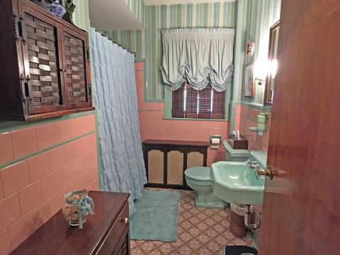 124 Howland St, Fall River, MA 02724 photo 9