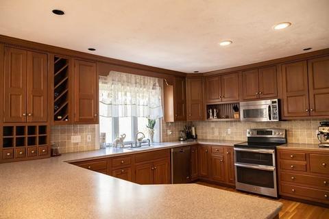 98 Everett Dr, Raynham, MA 02767 photo 10