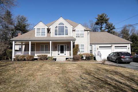98 Everett Dr, Raynham, MA 02767 photo 1