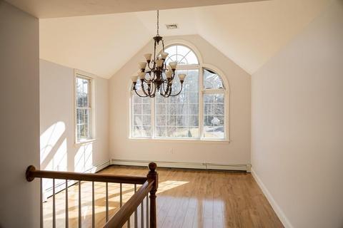 98 Everett Dr, Raynham, MA 02767 photo 15