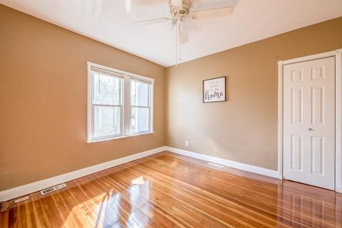 61 Eloise St, Springfield, MA 01118 photo 16