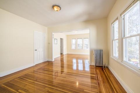 61 Eloise St, Springfield, MA 01118 photo 19