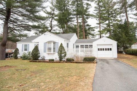 119 Willowbrook Dr, Springfield, MA 01129 photo 2