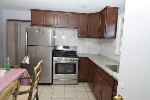 11 Michael Rd, Randolph, MA 02368 photo 11