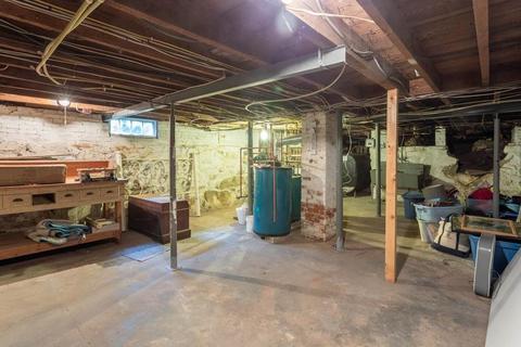 144 E High St, Avon, MA 02322 photo 39