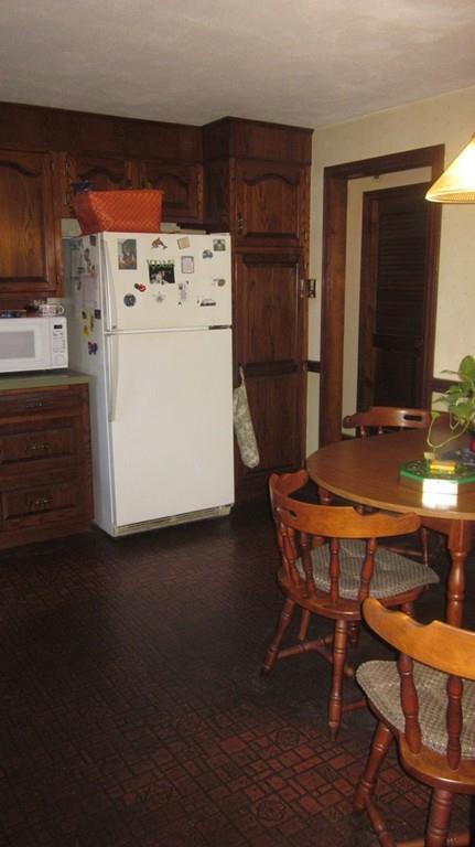 43 Pine St, Franklin, MA 02038 photo 4