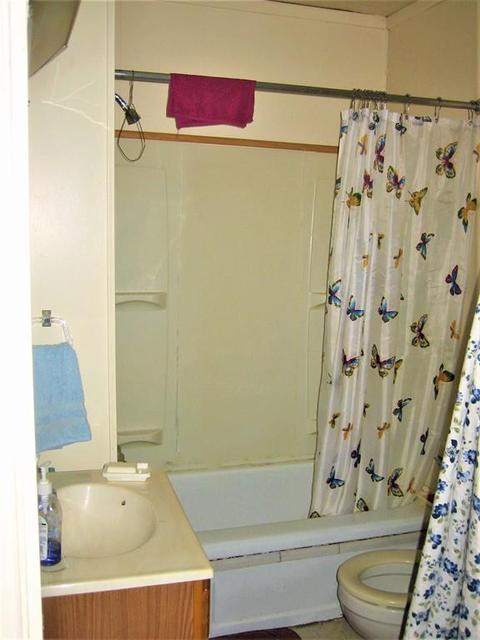 23 Prospect St, Clinton, MA 01510 photo 9