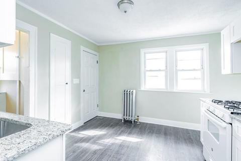 11 Braddock St, Springfield, MA 01109 photo 19