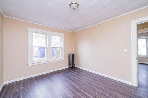 11 Braddock St, Springfield, MA 01109 photo 11