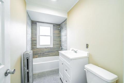11 Braddock St, Springfield, MA 01109 photo 20