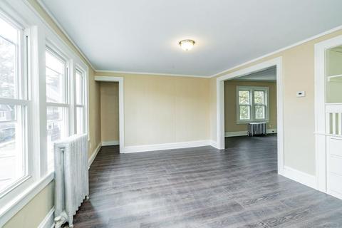 11 Braddock St, Springfield, MA 01109 photo 16