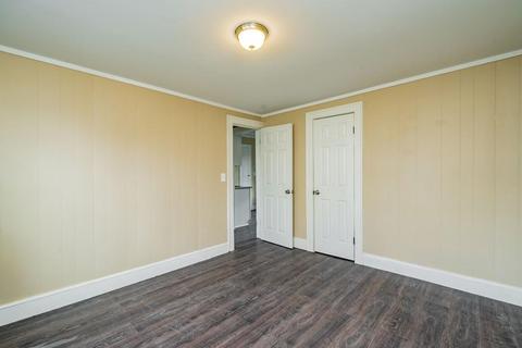 11 Braddock St, Springfield, MA 01109 photo 23