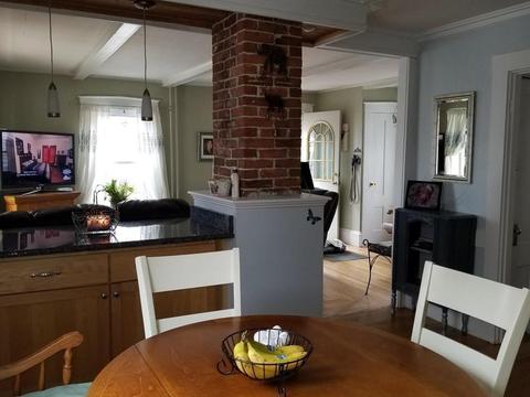 8 Myrtle Sq, Gloucester, MA 01930 photo 4