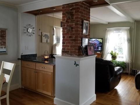 8 Myrtle Sq, Gloucester, MA 01930 photo 3