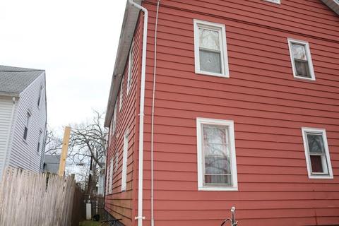68 Appleton St, Springfield, MA 01108 photo 5