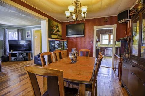 5 Circuit Avenue East, Worcester, MA 01603 photo 4