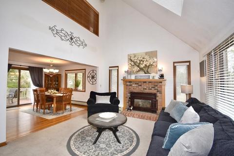 18 Studio Dr, Bourne, MA 02532 photo 4