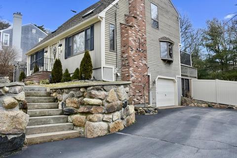 18 Studio Dr, Bourne, MA 02532 photo 2