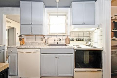 20 Fallston St, Springfield, MA 01119 photo 6