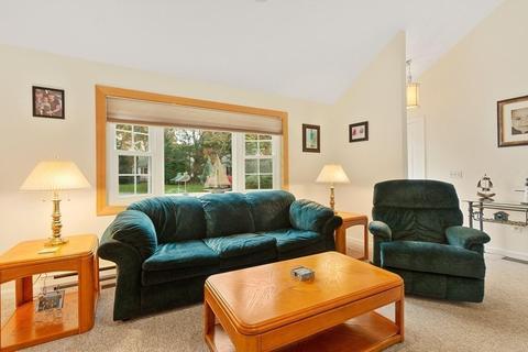 40 Three Ponds Dr, Barnstable, MA 02632 photo 6