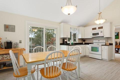 40 Three Ponds Dr, Barnstable, MA 02632 photo 7