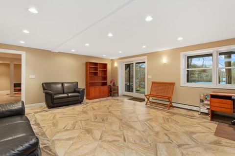 85 Timberlane Dr, Mashpee, MA 02649 photo 32