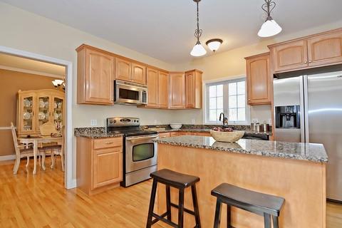 87 Park St, Mendon, MA 01756 photo 8