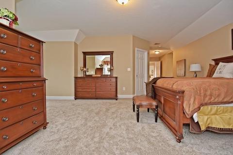 87 Park St, Mendon, MA 01756 photo 20