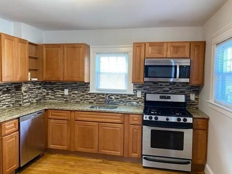 63 Boyd St, Worcester, MA 01606 photo 5