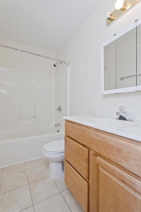 129 Moxon St, Springfield, MA 01151 photo 17