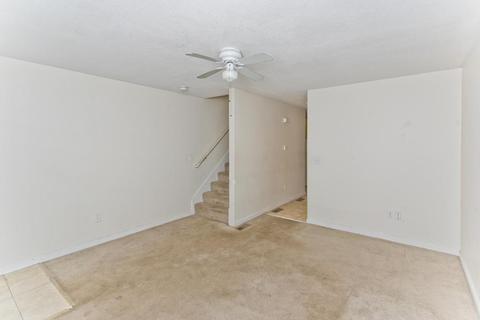129 Moxon St, Springfield, MA 01151 photo 7