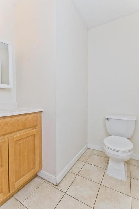 129 Moxon St, Springfield, MA 01151 photo 9