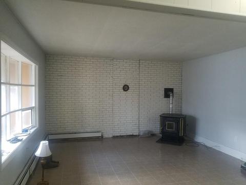 11 Webb Ct, Ware, MA 01082 photo 3