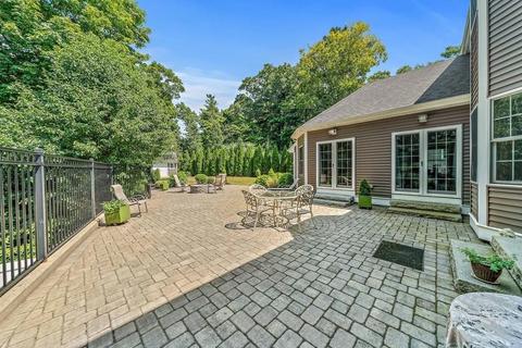 10 Hearthridge Dr, Canton, MA 02021 photo 36