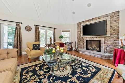 10 Hearthridge Dr, Canton, MA 02021 photo 16