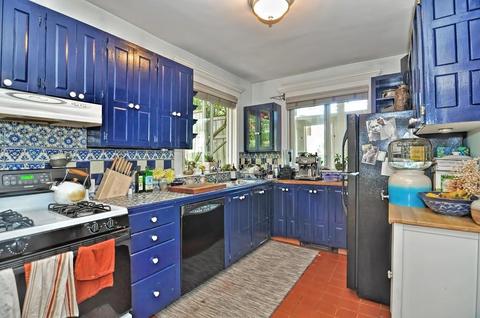 1091 Washington St, Gloucester, MA 01930 photo 6