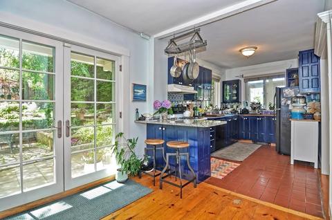 1091 Washington St, Gloucester, MA 01930 photo 4