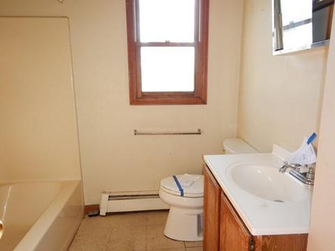 32 Parallel St, Springfield, MA 01104 photo 9