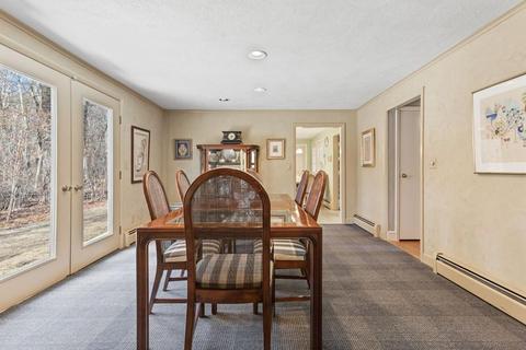 9 Mohawk Dr, Framingham, MA 01701 photo 11
