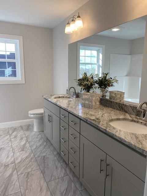 48 Sycamore Ln, Chicopee, MA 01013 photo 7