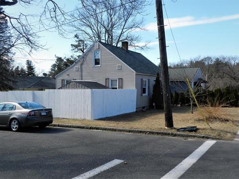 875 Wilbraham Rd, Springfield, MA 01109 photo 31
