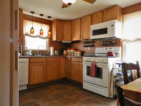 875 Wilbraham Rd, Springfield, MA 01109 photo 4