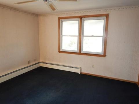 79 Acrebrook Dr, Chicopee, MA 01020 photo 17