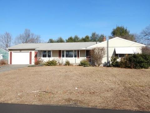 79 Acrebrook Dr, Chicopee, MA 01020 photo 1