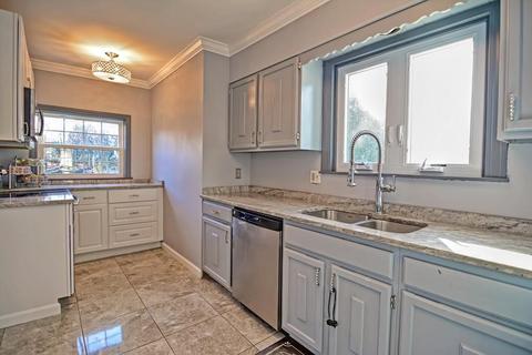 4 Gunnarson Rd, Worcester, MA 01606 photo 13